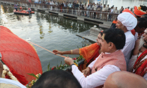 351-foot-long chunri