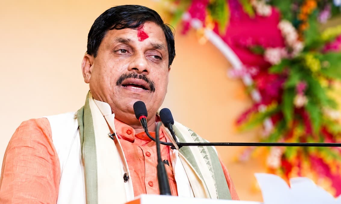 कर्मचारियों के मानसिक स्वास्थ्य और कल्याण पर फोकस: अब नियमित होंगे प्रमोशन, सीएम का निर्देश