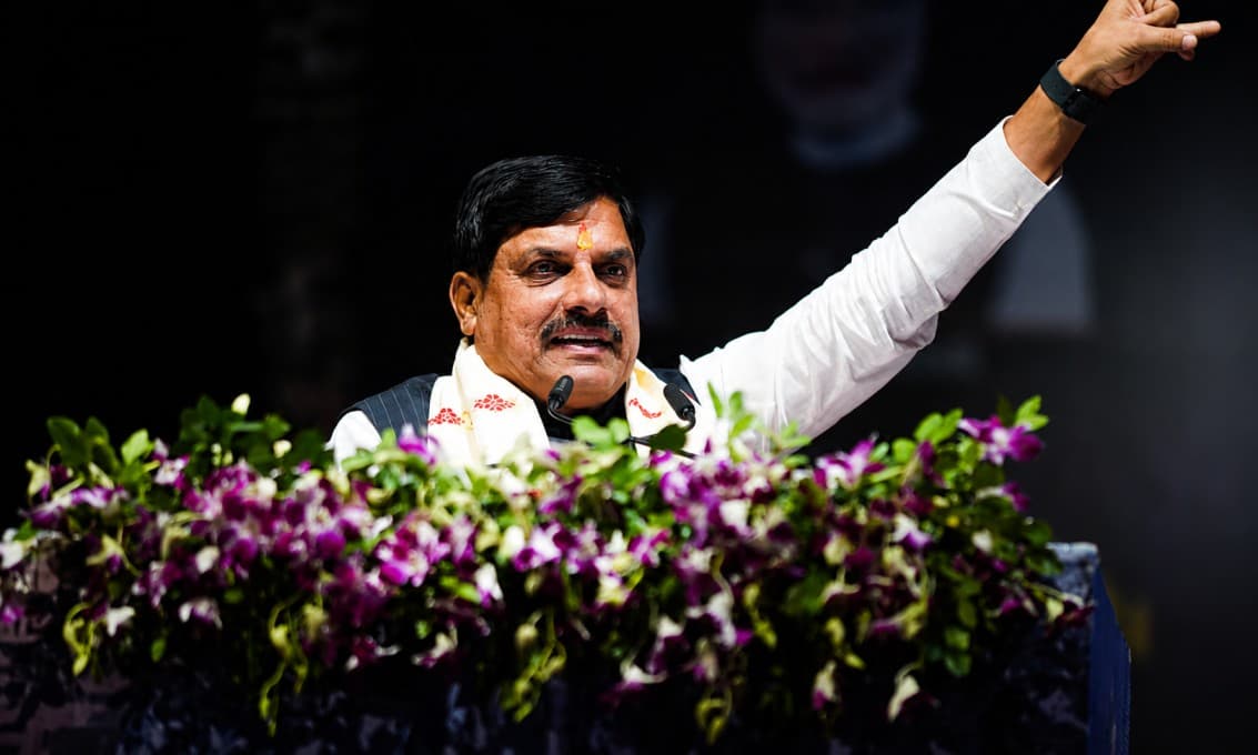 कर्मचारियों को मानसिक तनाव से मिलेगी मुक्ति: अब नियमित होंगे प्रमोशन, सीएम का मैनेजमेंट निर्देश