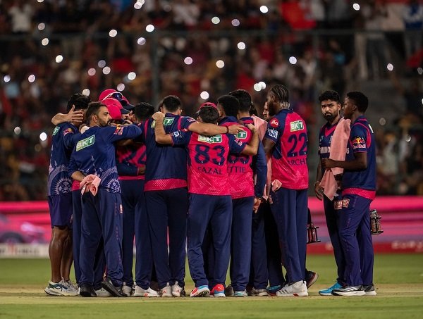 सैम कुर्रन की चोट से राजस्थान रॉयल्स की रणनीति पर संकट IPL 2026 से पहले बड़ा बदलाव तय..