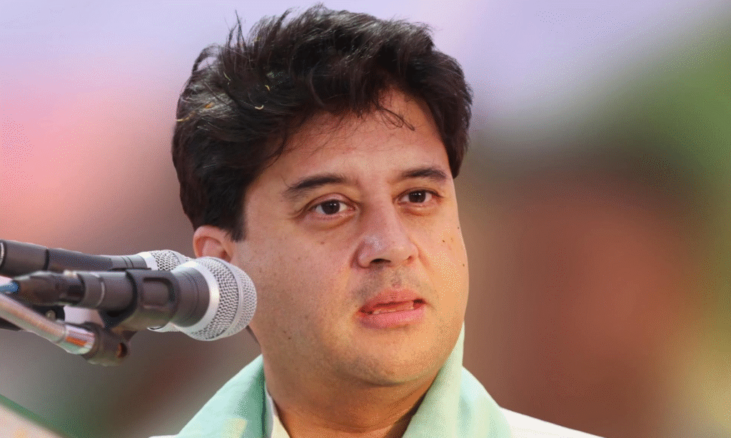 Scindia Inaugurates Shivpuri Hostel