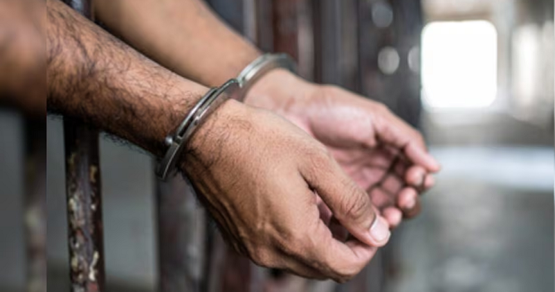 अश्लील वीडियो से ब्लैकमेल कर 2.77 करोड़ की उगाही का आरोप, यूथ कांग्रेस नेता समेत दो गिरफ्तार