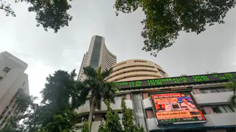 STOCK MARKET TODAY: बाजार में दमदार वापसी, सेंसेक्स 395 अंक उछला, निफ्टी 23,200 के ऊपर बंद; मिडकैप-स्मॉलकैप में जोरदार खरीदारी