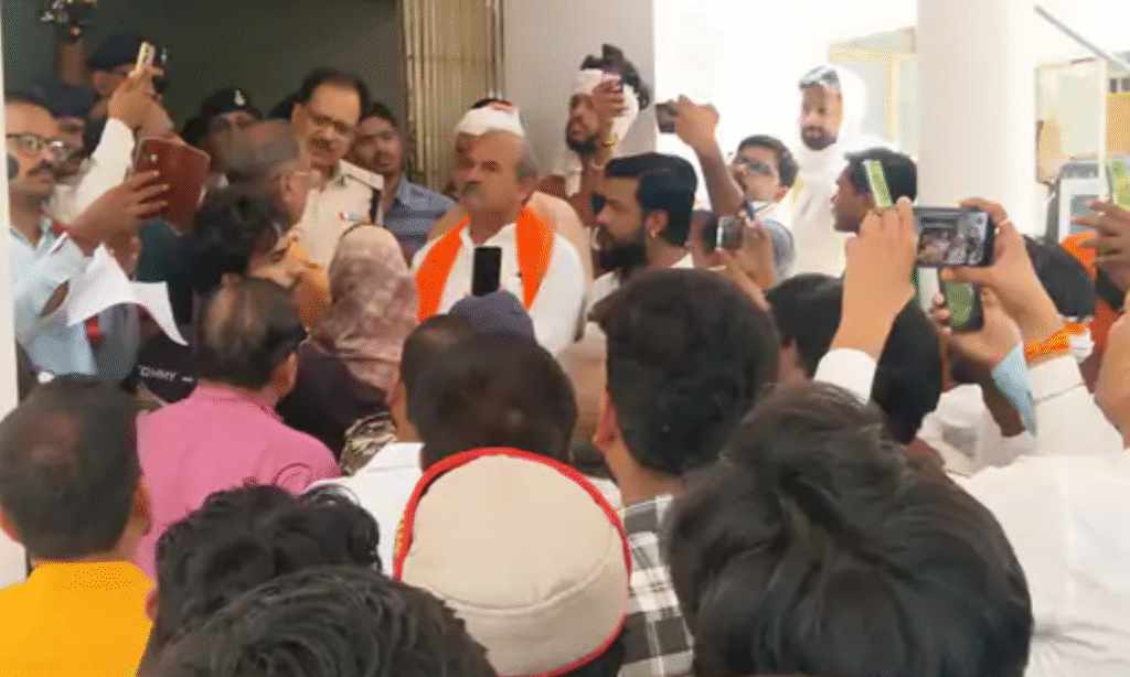 sheopur VHP protest